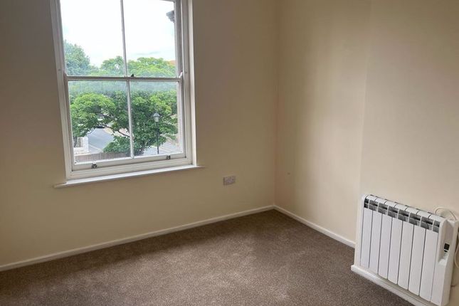Flat to rent in Steephill Road, Shanklin