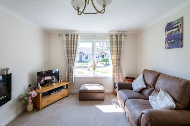 9, Dalginross Gardens, Comrie, Crieff photo 2
