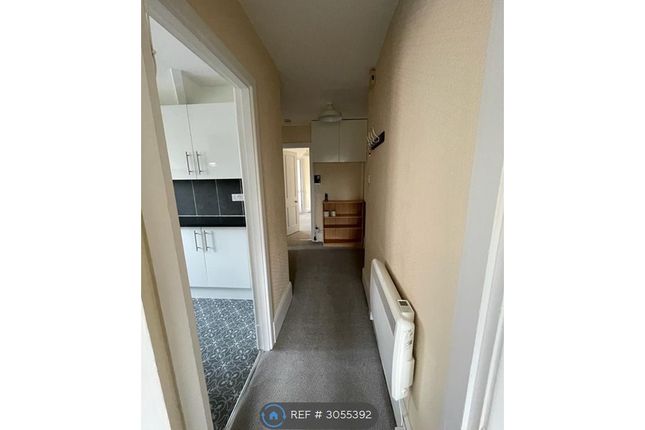 Flat E, Grimston Avenue, Folkestone photo 3