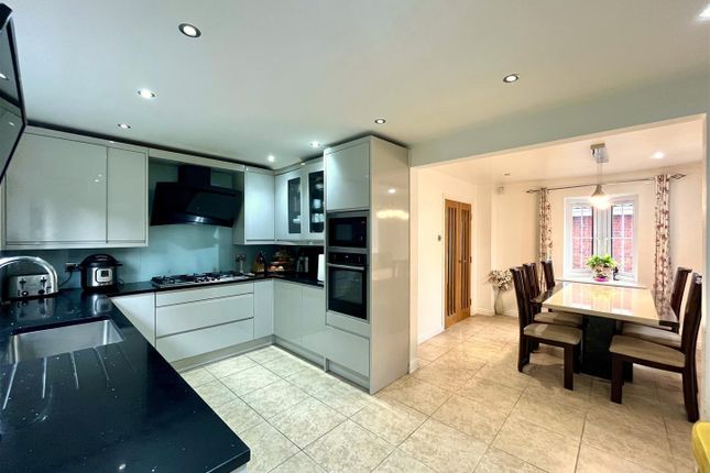 12, Dulwich Close, Sale photo 3