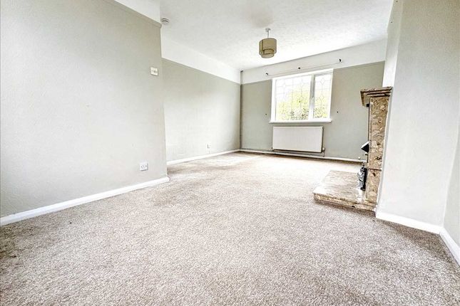 15, Lansbury Avenue, Sutton In Ashfield photo 3