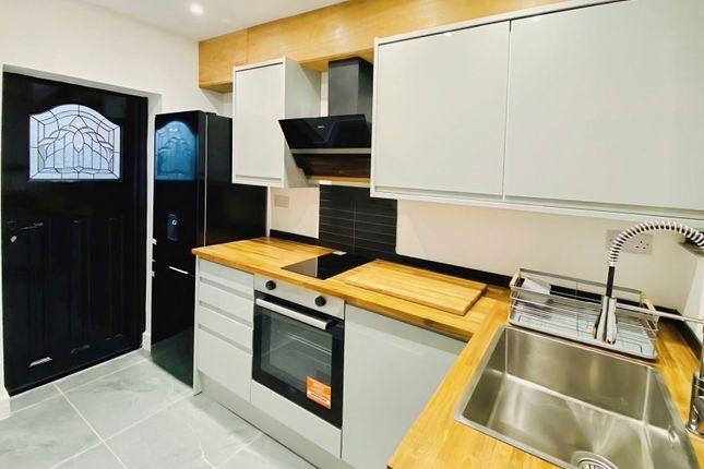 2, 42, Medina Villas, East Sussex photo 2