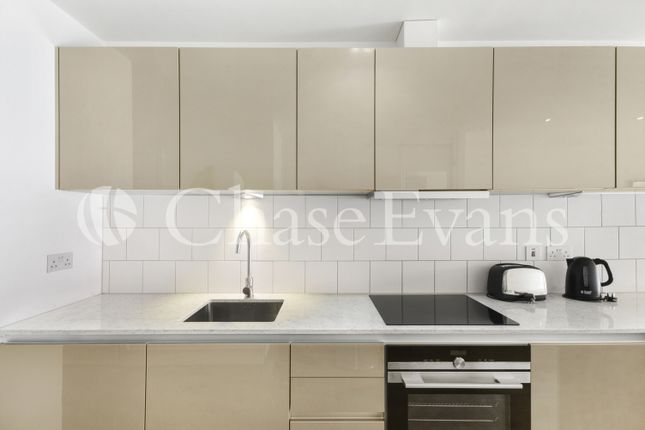 Flat 8, (1), Westworth House, Hammersmith photo 2