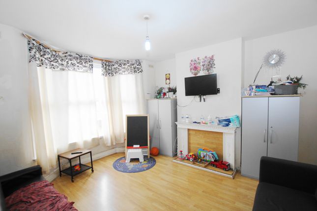 Thumbnail Terraced house for sale in Fourth Avenue, London