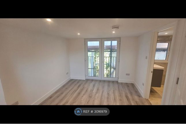 Seely Road, Tooting, London photo 2