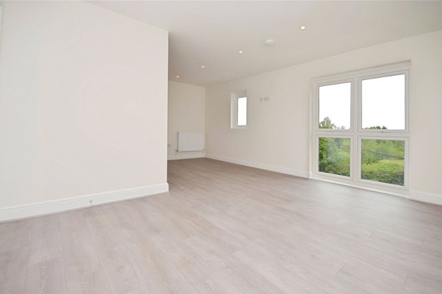 Flat 1, Camelia House, 49, Braintree Road, Essex photo 2