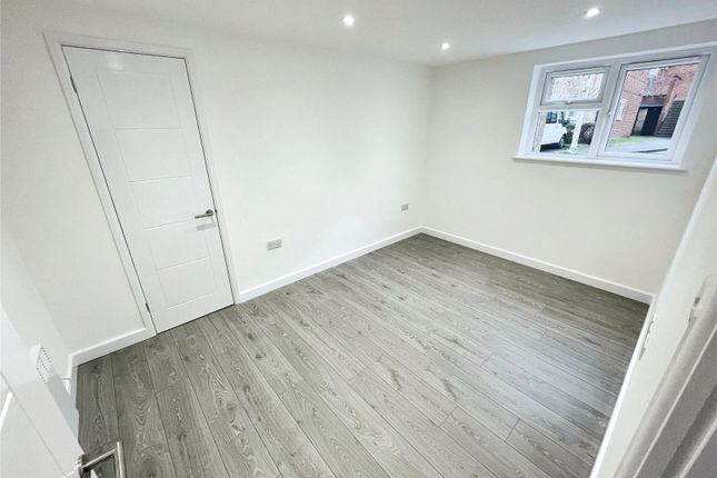 Maisonette for sale in Blyth Road, Bromley