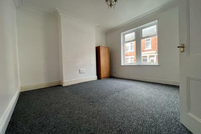 Flat to rent in Colston Street, Benwell, Newcastle Upon Tyne