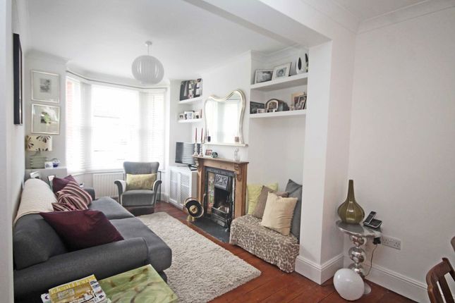89, Studley Grange Road, London photo 3