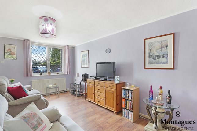 Terraced house for sale in Highfield Green, Epping