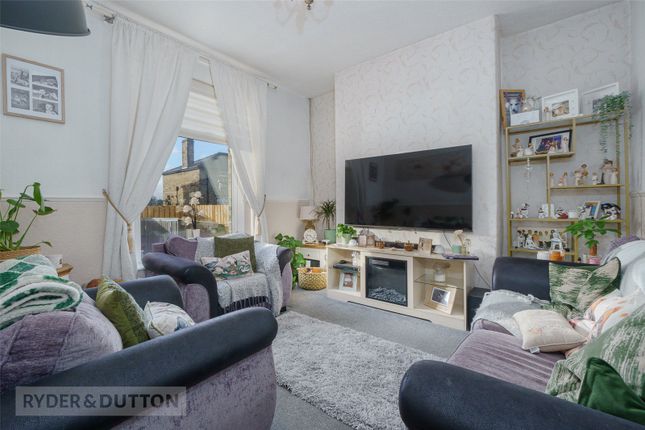 35, Chestnut Street, West Yorkshire photo 4