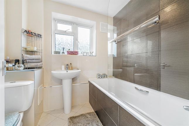 Flat for sale in Heydon House, Orchard Way, Beckenham