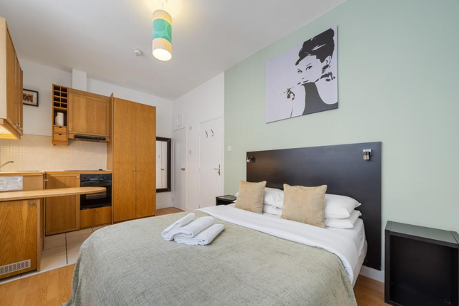 Flat 105, 192 North Gower Street, Euston photo 3