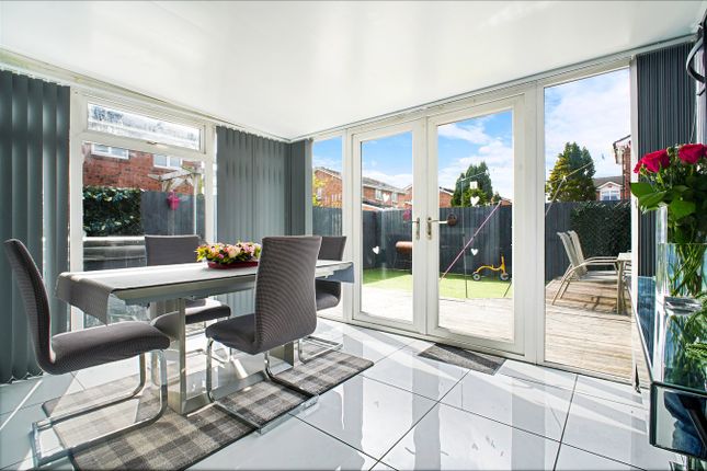 11, Woodhill Crescent, Irvine photo 2