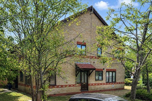 2-bed house on 44, Ramsthorn Grove, Milton Keynes, £239,995