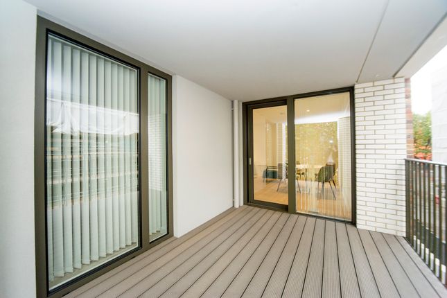 Baldwin Point, Elephant Park, 6 Sayer Street, London photo 2