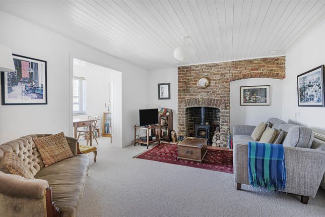 1, Fir Cottages, Sutton Drove, Seaford photo 4