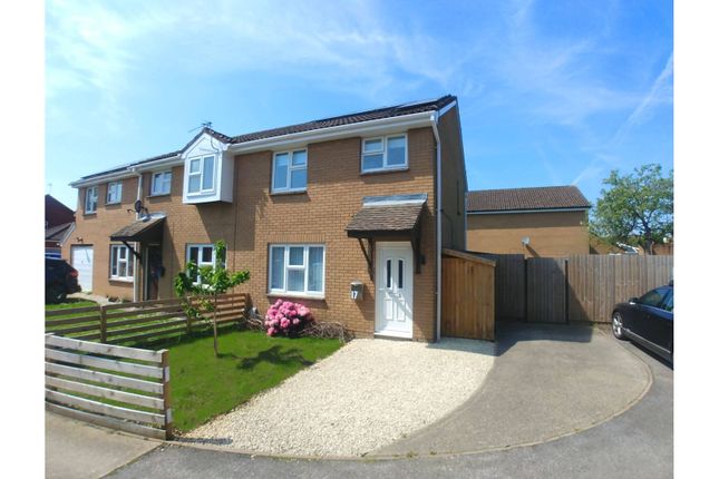Semi-detached house for sale in Rudland Close, Thatcham