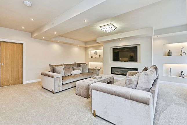 294, Lichfield Road, West Midlands photo 2