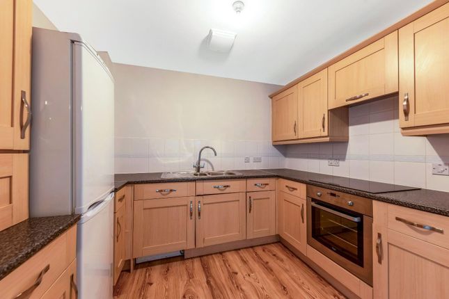 Flat for sale in Esparto Way, South Darenth, Kent