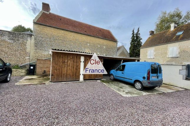 Detached house for sale in Jort, Basse-Normandie, 14170, France