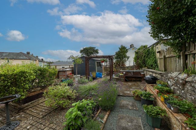32, Terras Road, St Austell photo 2