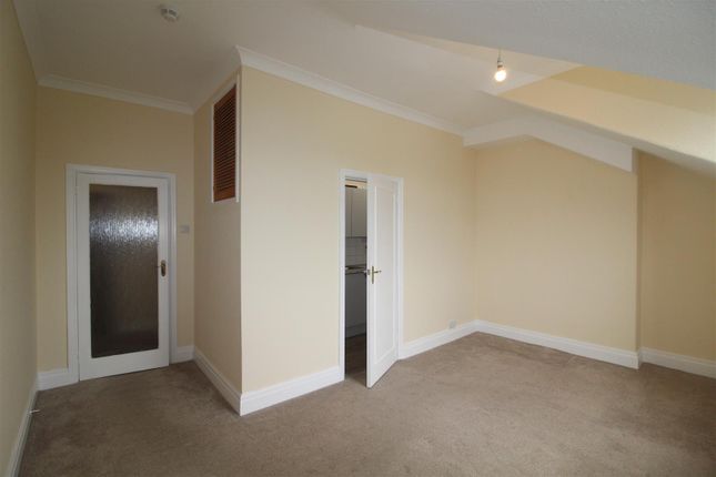 Flat 5 Lindale Court, 21, Welbeck Road, Birkdale photo 2