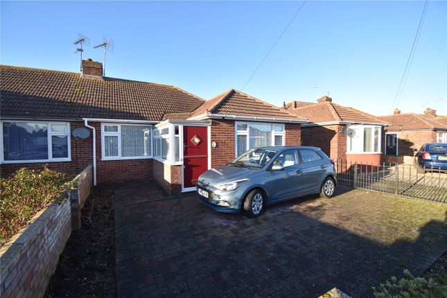 3-bed bungalow on 42, Dove Crescent, Essex, £255,000