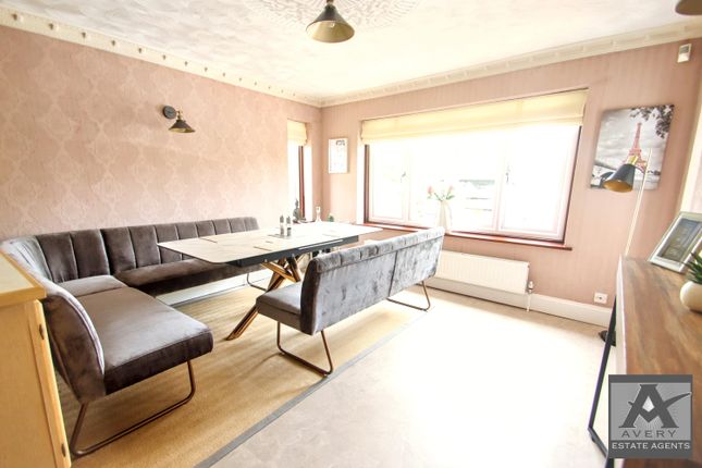 34 Elmsleigh Road, Weston s Mare photo 4