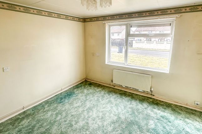 Flat 120 Greenway Lane, Chippenham photo 2