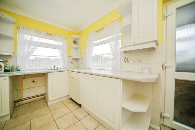 2, Mitford Close, Suffolk photo 4