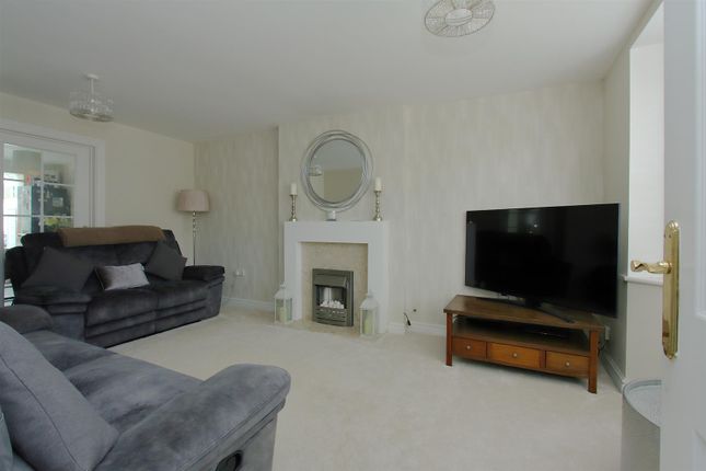 St. Birstan Gardens, Andover photo 4