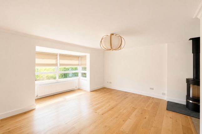 9, Oak Close, Lyndhurst photo 2