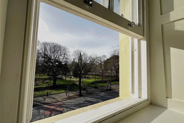 Flat for sale in Park Place, Cardiff