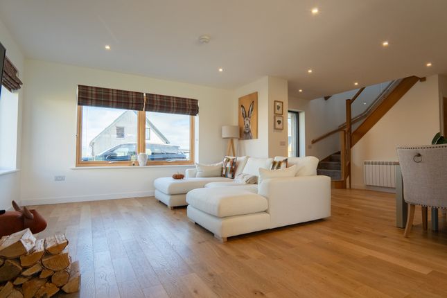 7, Fowlers Croft, Culbokie photo 4