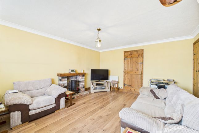 85 Bideford Green, Leighton Buzzard photo 3