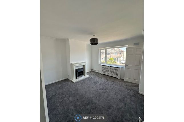 Lindley Avenue, Huddersfield photo 3