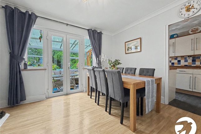 39, Grafton Avenue, Kent photo 2