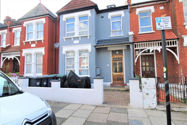Thumbnail Flat to rent in Boundary Road, Wood Green, London