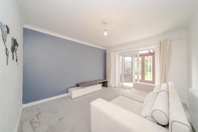 27, Westminster Drive, Birmingham photo 2