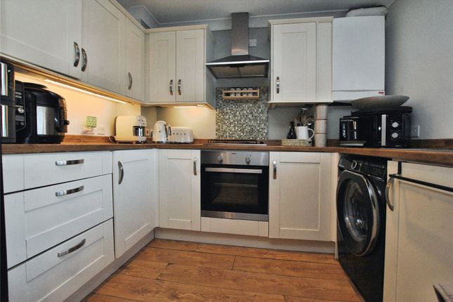 142, Heath Drive, Essex photo 2