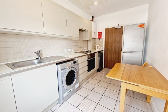 Thumbnail Flat to rent in Mayes Road, London