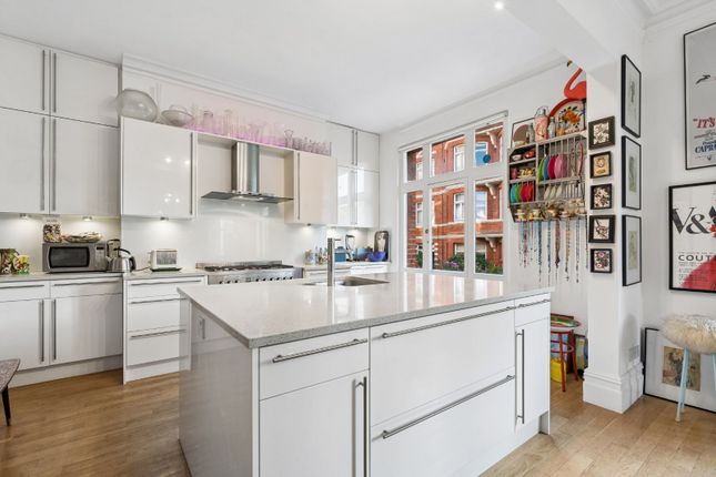 Flat 113,, St. Mary's Mansions, Westminster photo 4