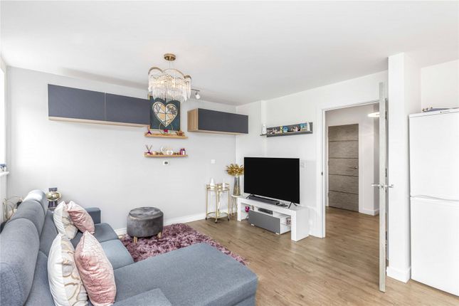 Flat for sale in Victoria Road, Burgess Hill, West Sussex