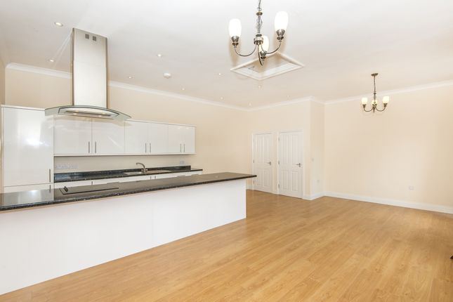 Apartment 3 The Old Bank, 33, Horsefair, Banbury photo 2