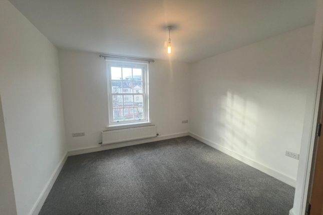 Terraced house to rent in Henley Court, Gloucester