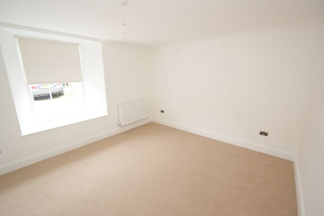 Cotham Road (Base), Cotham photo 5