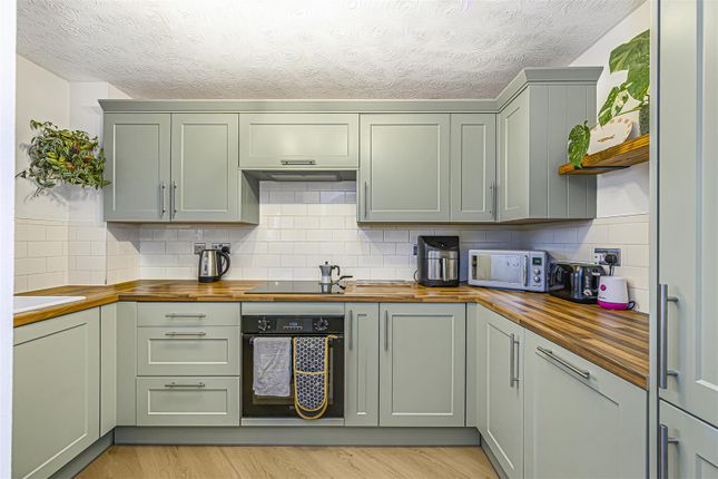 50, Viking Place, Seymour Road, London photo 3