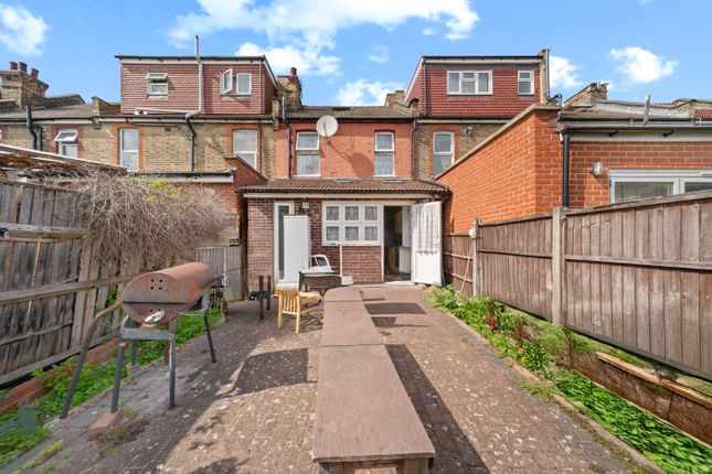 20, Sherringham Avenue, London photo 4