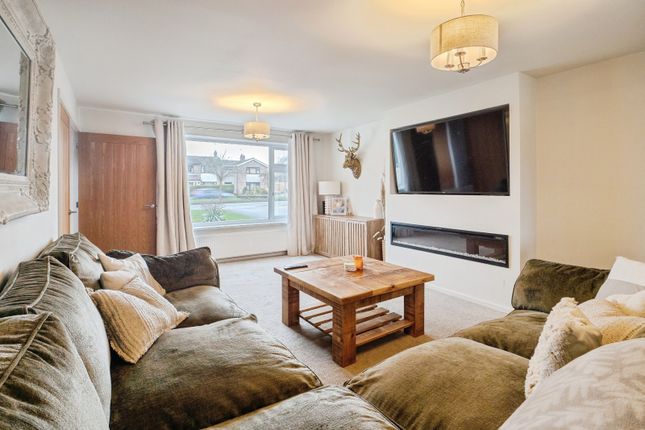 3, Chestnut Way, Leicester photo 2